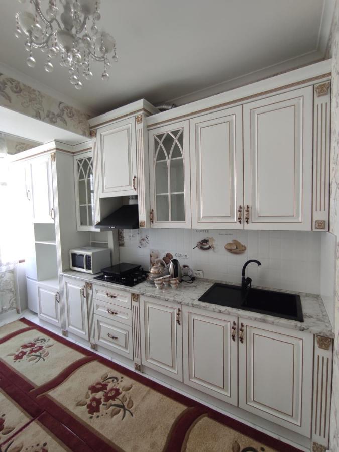 Prestigious Apartment In 比什凯克 外观 照片
