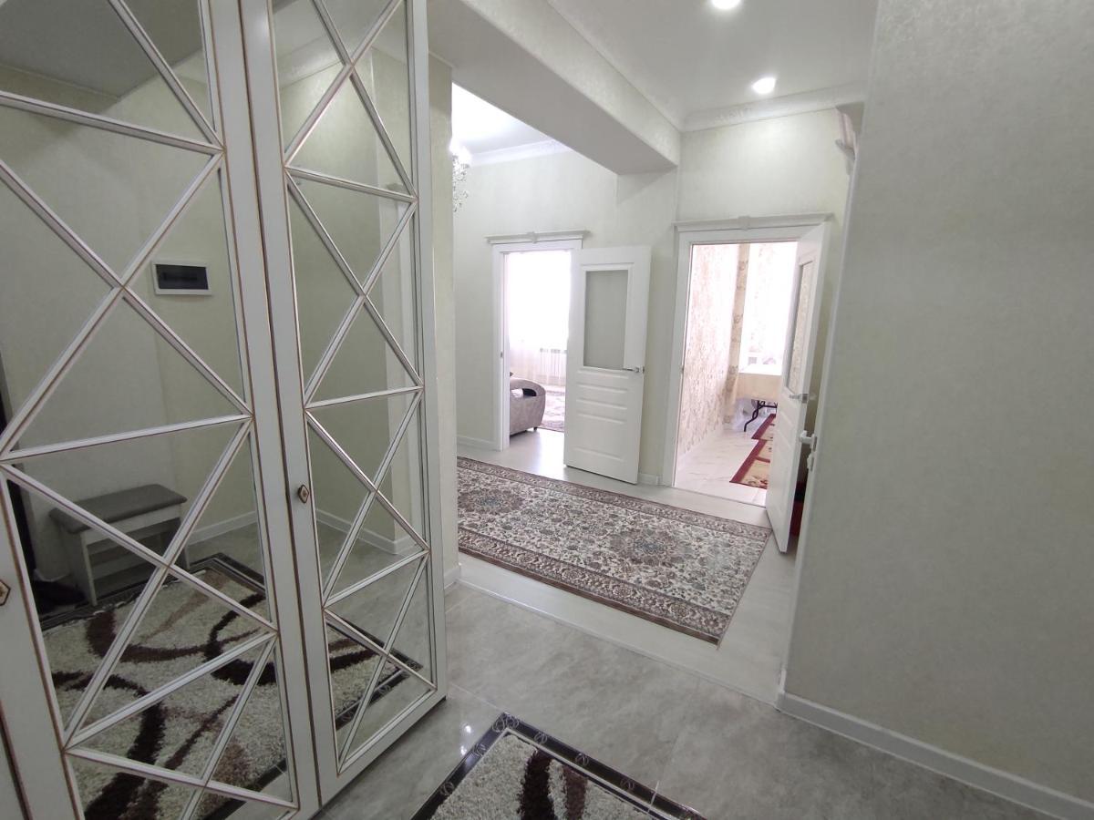 Prestigious Apartment In 比什凯克 外观 照片