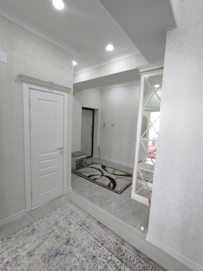 Prestigious Apartment In 比什凯克 外观 照片